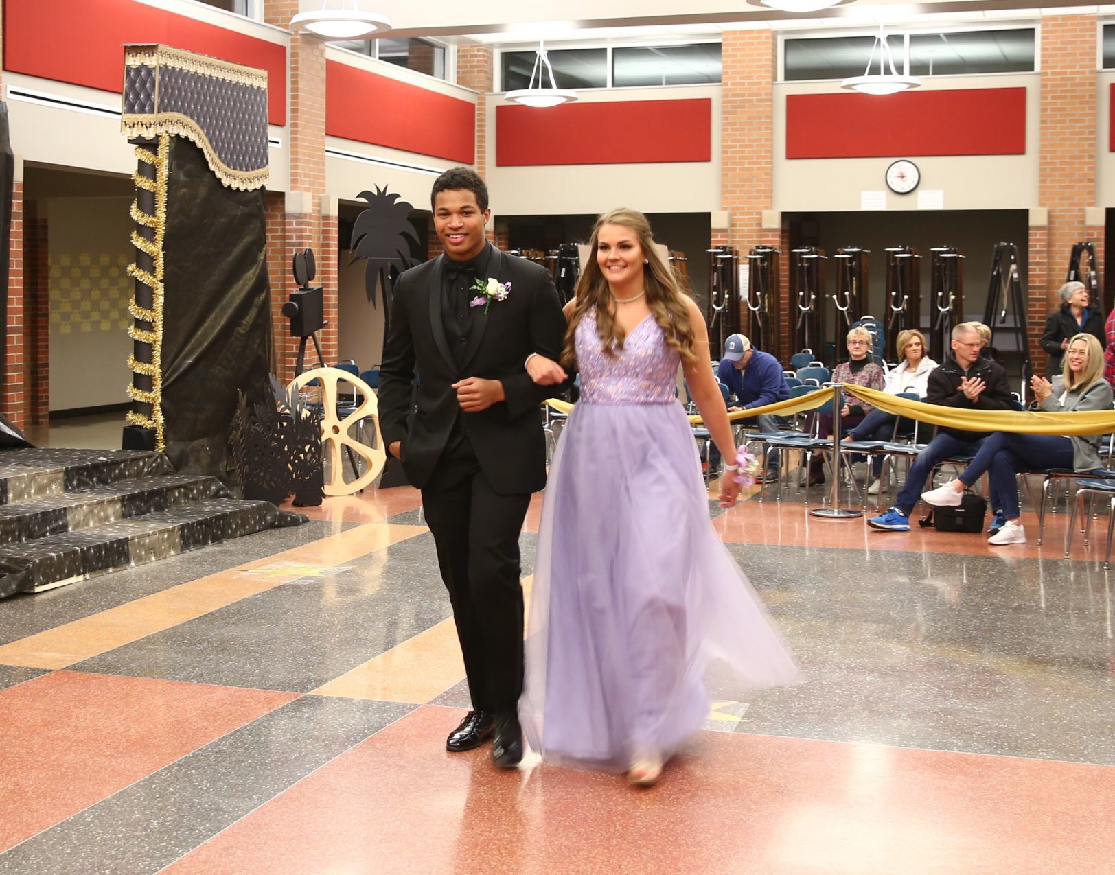 MC Prom 2018 (65).JPG